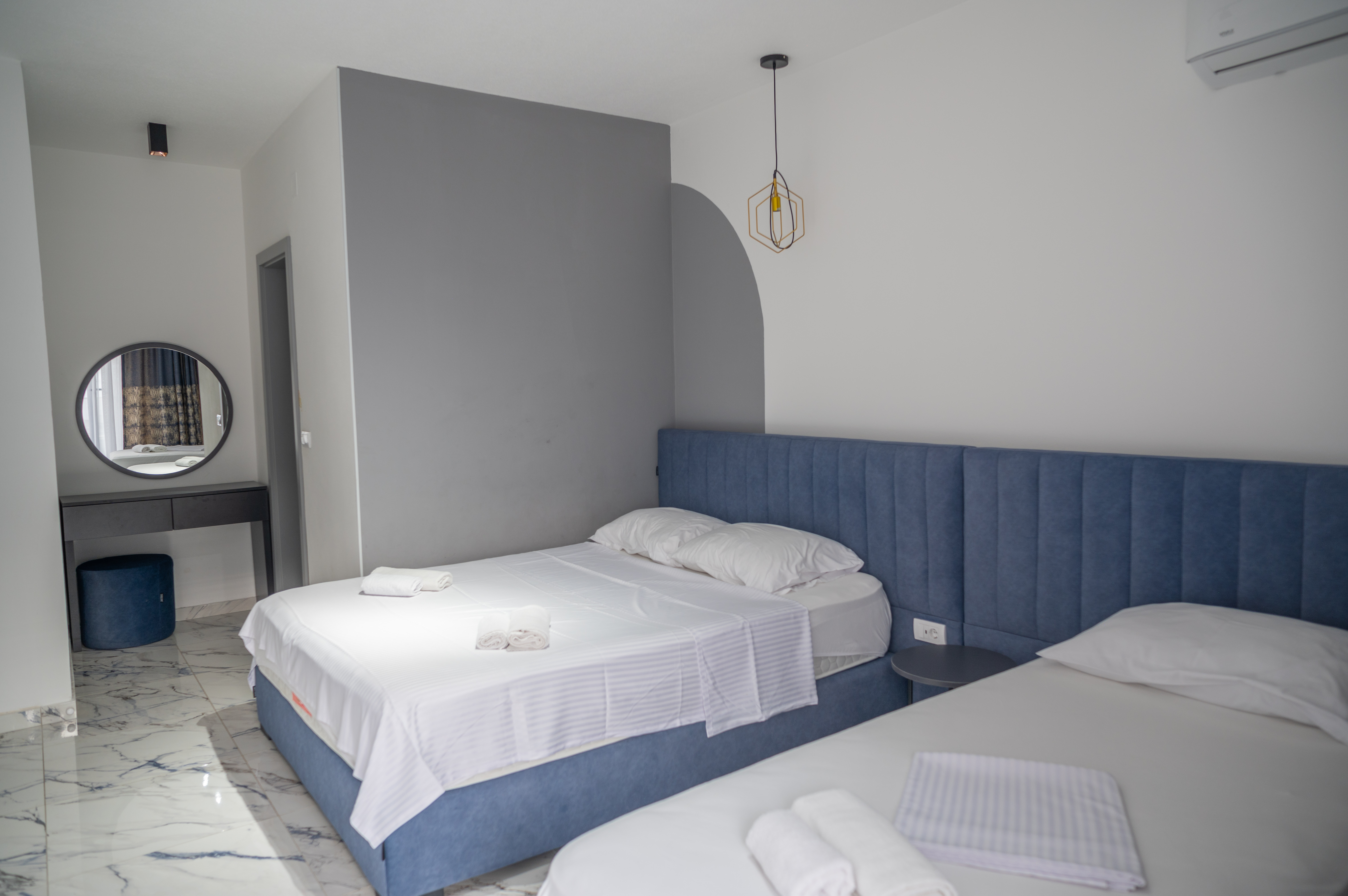 Image of Hotel - 15 Bedrooms - 18 Bathrooms for Sale in Ulcin-Ulcinj-Montenegro, Image 8